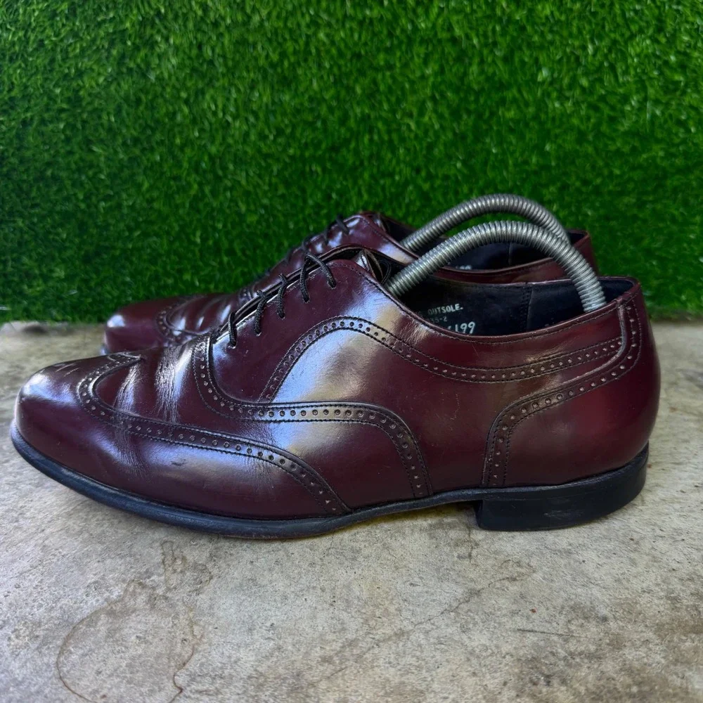 Vintage 90s Allen Edmonds Wingtip Oxford Shoes Workwear Burgundy 8 Wide
